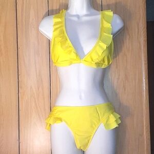🆕💞  SALE 🛍️ Adorable Yellow Swim Suit